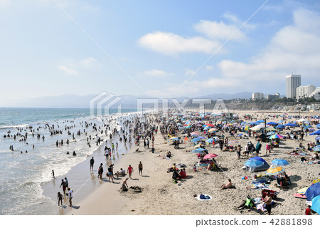 The beach The beach 42881898