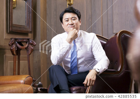 商人,商業,首席執行官,總統,代表,辦公室,辦公室,辦公室,公司 商人,商業,首席執行官,總統,代表,辦公室,辦公室,辦公室,公司 42885535