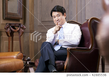 商人,商業,首席執行官,總統,代表,辦公室,辦公室,辦公室,公司 商人,商業,首席執行官,總統,代表,辦公室,辦公室,辦公室,公司 42885536