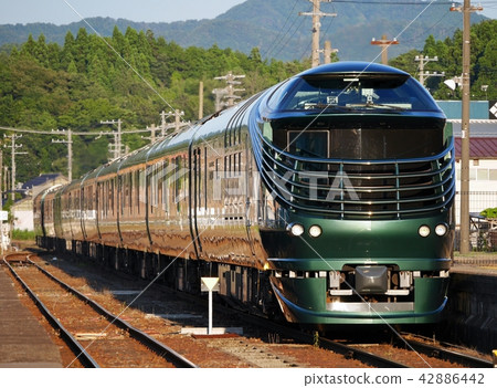 87 Series Cabin TWILIGHT EXPRESS Rui Wind Hamasaka Line 87 Series Cabin TWILIGHT EXPRESS Rui Wind Hamasaka Line 42886442