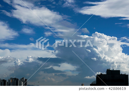 Blue sky and cloud of Seoul without fine dust after rain Blue sky and cloud of Seoul without fine dust after rain 42886619