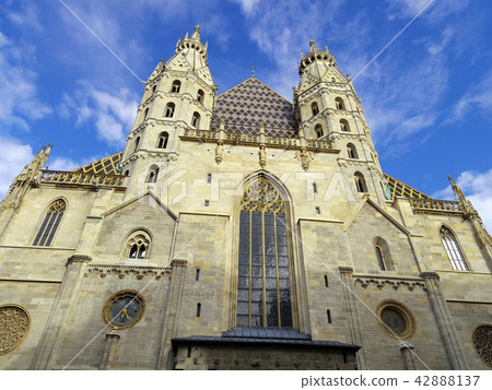 St. Stephan cathedral in Vienna Austria. Landmark  42888137