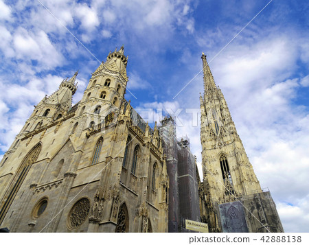 St. Stephan cathedral in Vienna Austria. Landmark  42888138