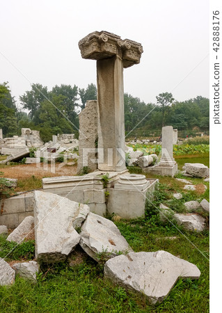 Old Summer Palace : Yuanmingyuan 42888176