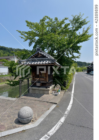 Yahata Hori Tsuzu Jizo Yahata Hori Tsuzu Jizo 42889899