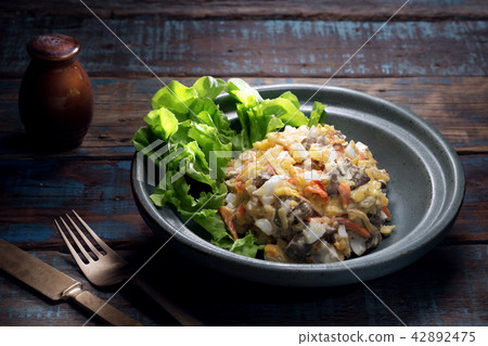 lunch 42892475
