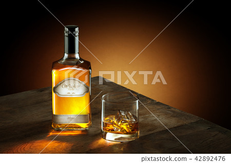 alcohol 42892476