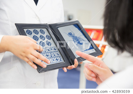 眼科醫生Timmus立體測試 眼科醫生Timmus立體測試 42893039