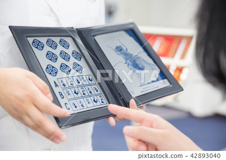 眼科醫生Timmus立體測試 42893040