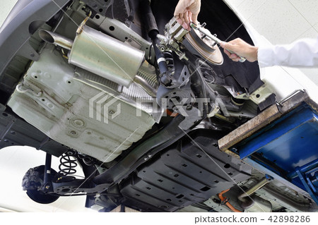 Cars under maintenance Cars under maintenance 42898286