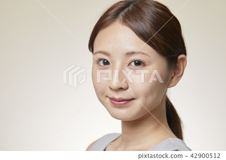 Women's beauty care image Women's beauty care image 42900512