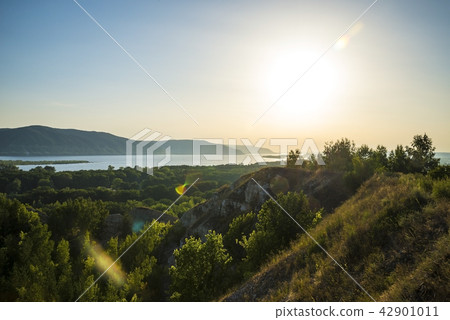 Tsarev kurgan. Attraction of the Samara region. On a Sunny summer day Tsarev kurgan. Attraction of the Samara region. On a Sunny summer day 42901011