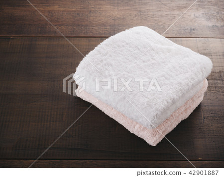 Bus time image 42901887