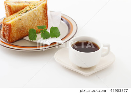 美味的三明治和咖啡 42903877