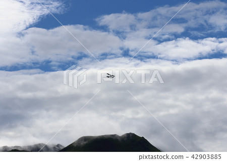 Seaplane, flying boat, amphibious aircraft Seaplane, flying boat, amphibious aircraft 42903885