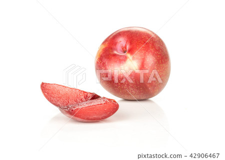 Fresh pluot interspecific plums isolated on white 42906467