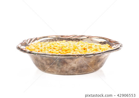 Raw red lentils isolated on white 42906553