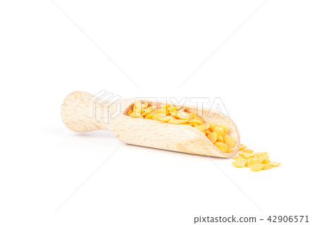 Raw red lentils isolated on white 42906571