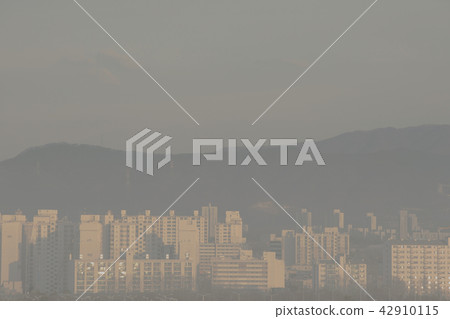 Landscape of City in the fine dust. fine dusts covering up the air. 040 Landscape of City in the fine dust. fine dusts covering up the air. 040 42910115