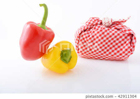 Lunch box image 42911304
