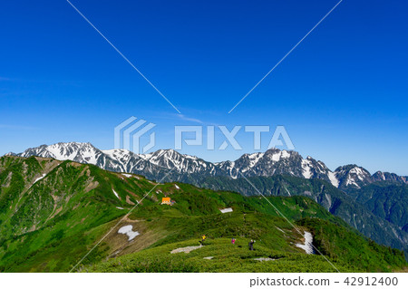 Tateyama mountain range from the Northern Alps Otagake Tateyama mountain range from the Northern Alps Otagake 42912400