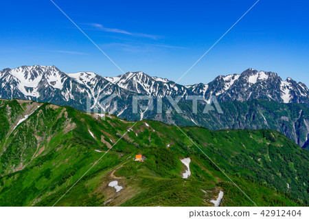 Tateyama mountain range from the Northern Alps Otagake Tateyama mountain range from the Northern Alps Otagake 42912404