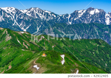 Tateyama mountain range from the Northern Alps Otagake Tateyama mountain range from the Northern Alps Otagake 42912405
