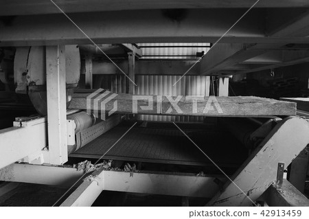 Factory equipment for the production of glass wool 42913459