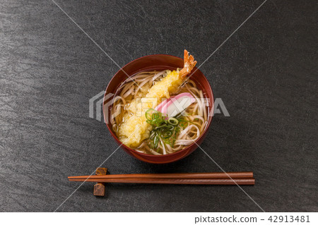 Typical Japanese soba noodles (soba) 42913481