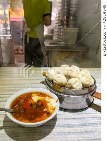 Steamed Meat Bun Steamed Meat Bun 42914949
