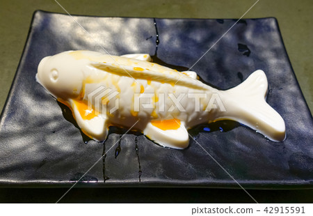 cheese pudding in fish shape 42915591