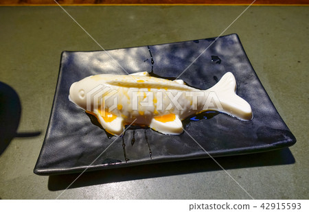 cheese pudding in fish shape cheese pudding in fish shape 42915593