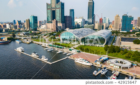八五大樓、新光碼頭、高雄展覽館Asia Taiwan Kaohsiung City 42915647