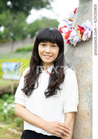 亞洲台灣桃園大溪花海花田人像愛心戀愛感情美女神花卉植物大自然陽光空氣水微笑俏皮氣質浪漫美女肖像人像 亞洲台灣桃園大溪花海花田人像愛心戀愛感情美女神花卉植物大自然陽光空氣水微笑俏皮氣質浪漫美女肖像人像 42916969