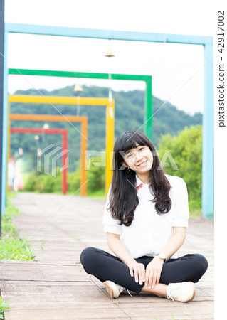 亞洲台灣桃園大溪花海花田人像愛心戀愛感情美女神花卉植物大自然陽光空氣水微笑俏皮氣質浪漫美女肖像人像 亞洲台灣桃園大溪花海花田人像愛心戀愛感情美女神花卉植物大自然陽光空氣水微笑俏皮氣質浪漫美女肖像人像 42917002