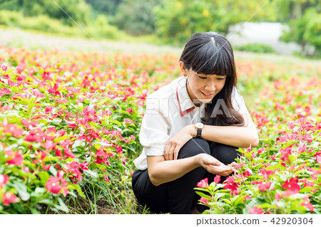 Asia Taiwan Taoyuan Daxi Huahaihuatian portrait love love feelings beauty god flower plant nature sunshine air water smile playful temperament romantic beauty portrait portrait Asia Taiwan Taoyuan Daxi Huahaihuatian portrait love love feelings beauty god flower plant nature sunshine air water smile playful temperament romantic beauty portrait portrait 42920304