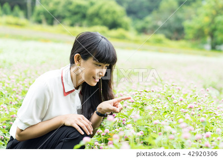 Asia Taiwan Taoyuan Daxi Huahaihuatian portrait love love feelings beauty god flower plant nature sunshine air water smile playful temperament romantic beauty portrait portrait 42920306