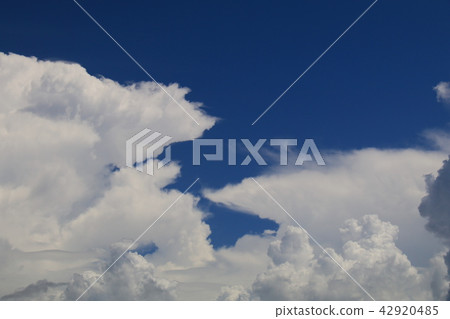 Midsummer Tidal Cloud 42920485