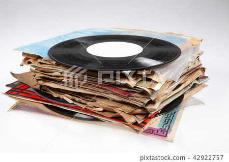 Batch Of Old Vinyl Discs 42922757