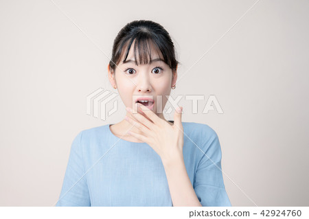 vixen, midinette, Woman 42924760