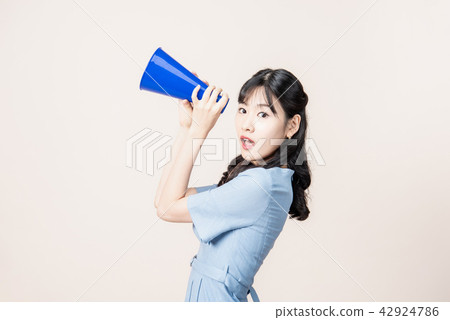 vixen, midinette, Woman 42924786