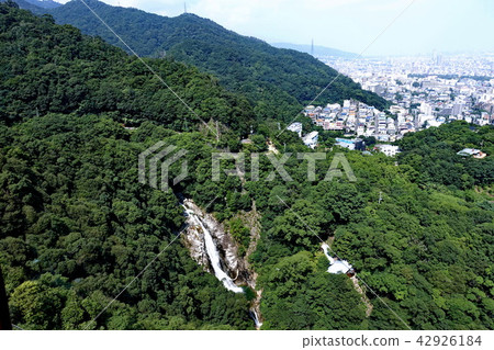 Bird eye view of water fall,forest hill,Nunobiki  42926184