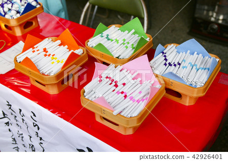 秩父神社水唇膏Mikuji 秩父神社水唇膏Mikuji 42926401