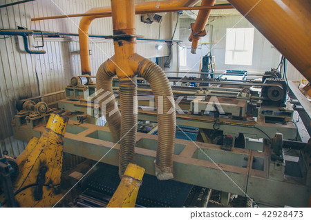 Factory equipment for the production of glass wool 42928473