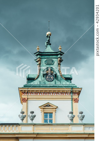 Old antique palace Wilanow in Warsaw 42934201