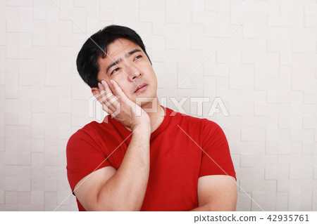 擔心的人 42935761