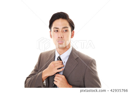 一個嚴肅的看的商人 一個嚴肅的看的商人 42935766