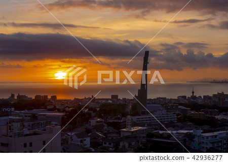 Beppu Bay Sunrise 42936277