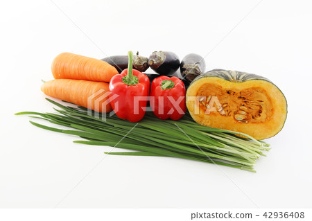 Fresh vegetables 42936408