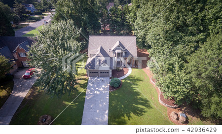 Aerial view of new condo in Southern United States 42936429
